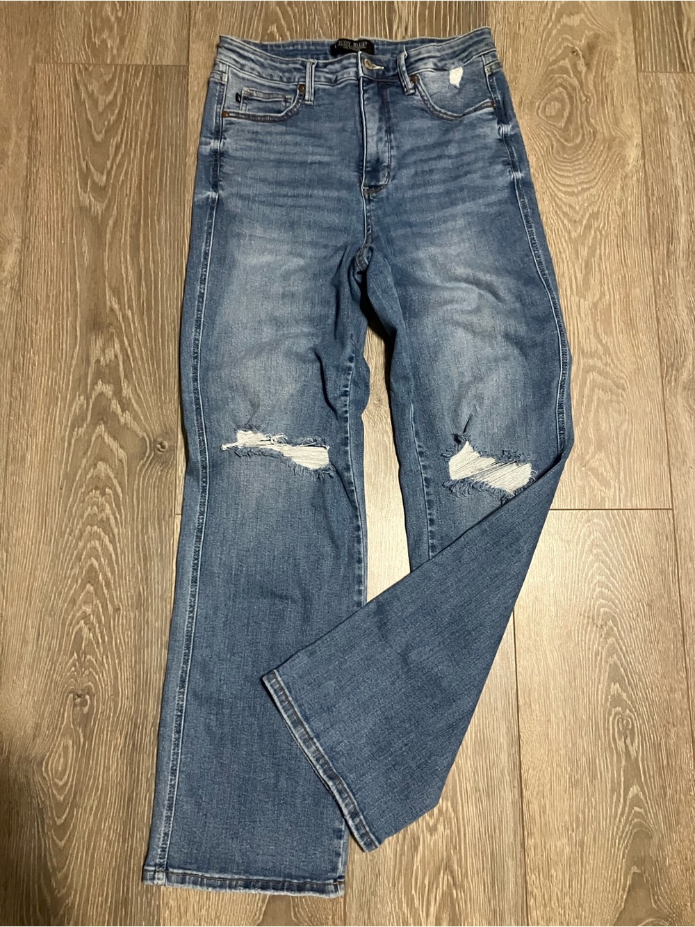 ✨EUC✨Judy Blue High-Rise Tummy Control Destroyed Knee Jeans